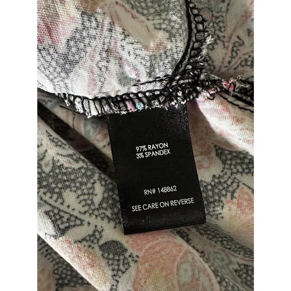 Torrid Black Neon Floral Stretch Challice Lace Up Tunic Top with Pockets Size 1 - Picture 6 of 7